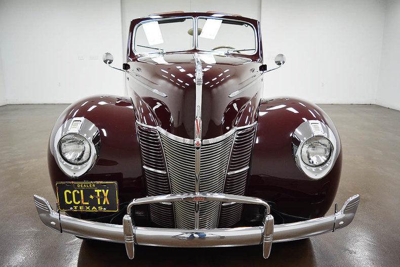 GREAT 1940 Ford Deluxe