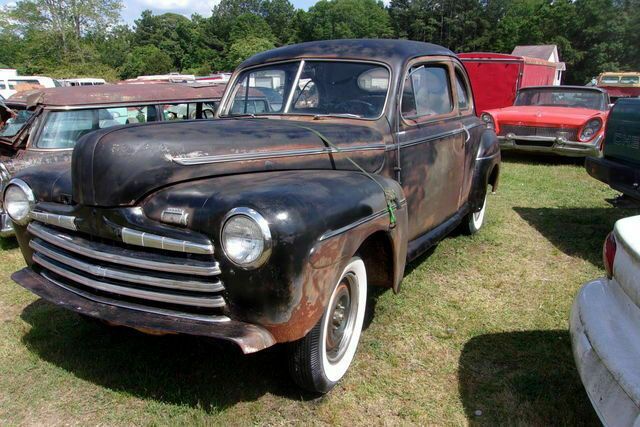 1946 Ford Deluxe Coupe [Restoration started]
