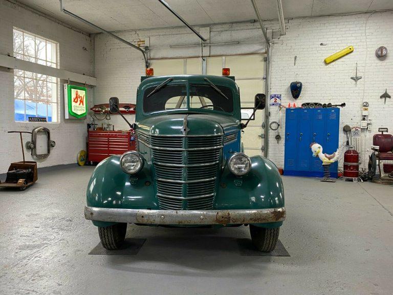 1940 International Harvester Tow Truck for sale