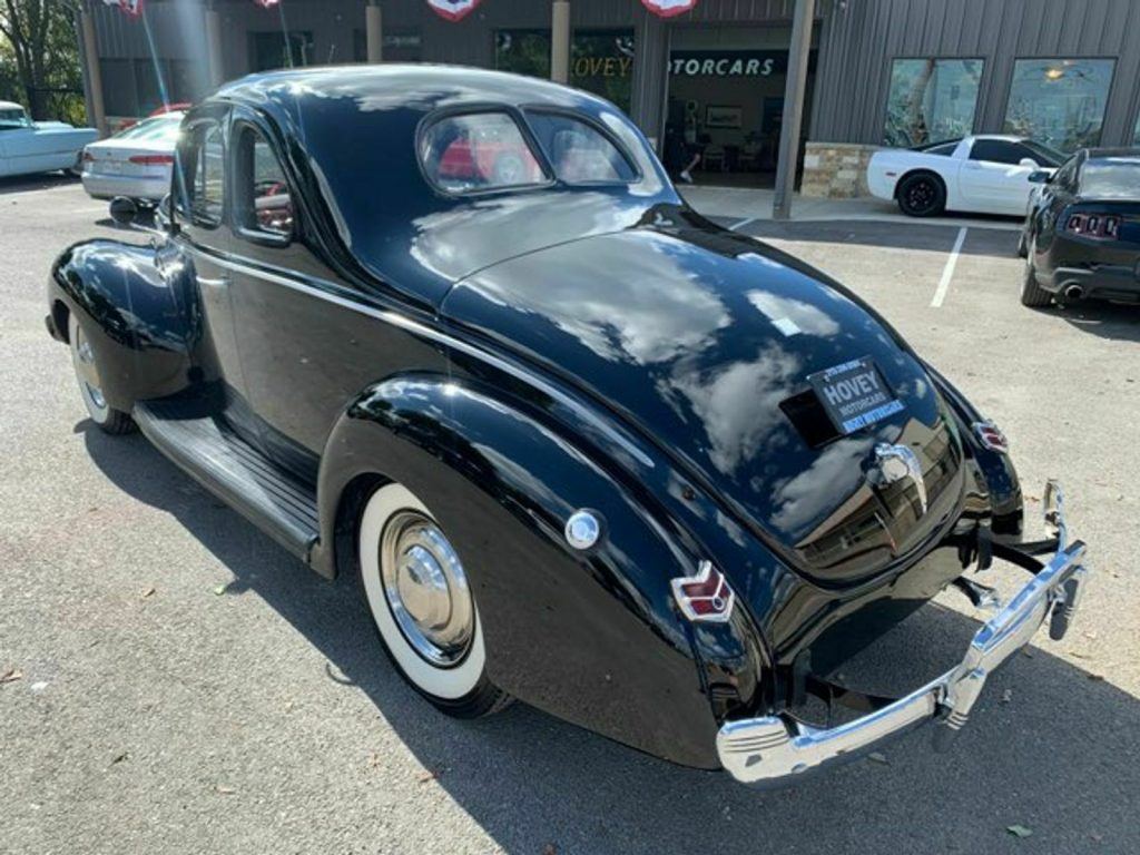 1940 Ford Business Coupe Deluxe