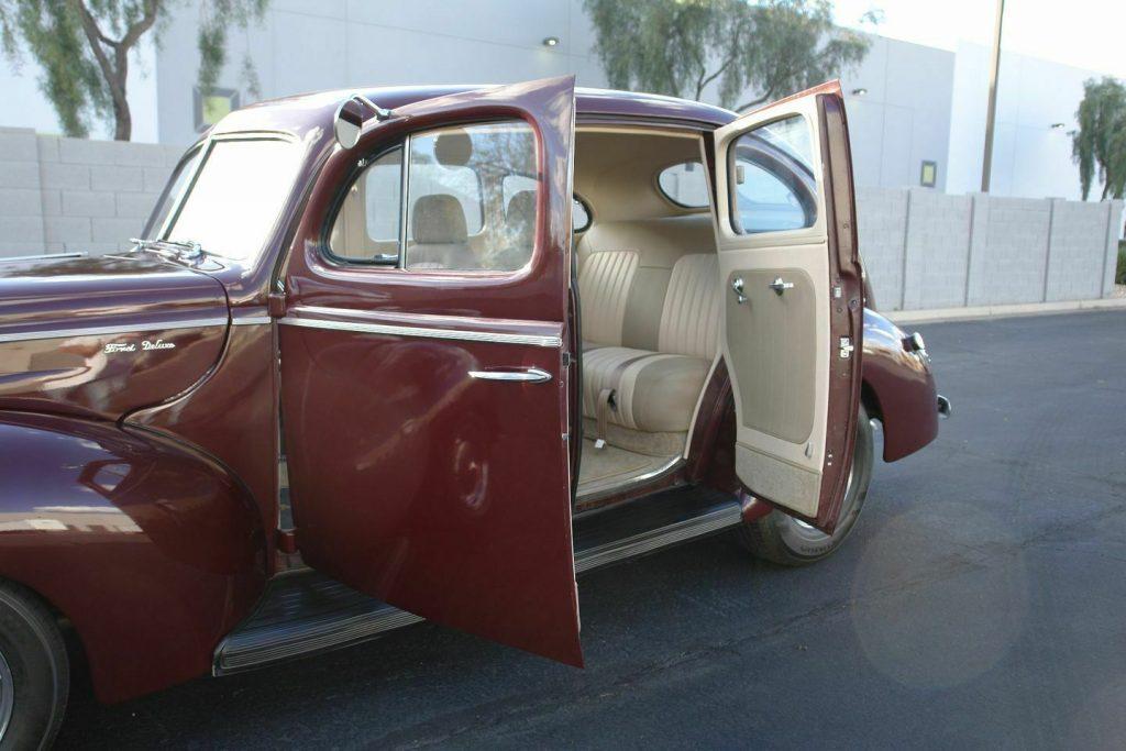 1940 Ford 4-Door Sedan