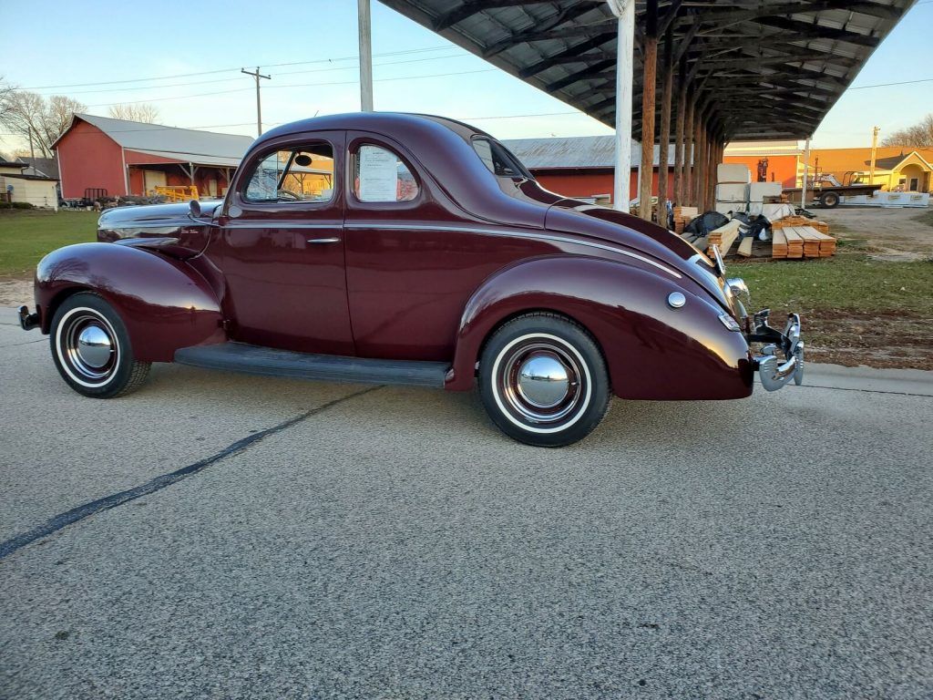 1940 Ford Custom Deluxe Coupe