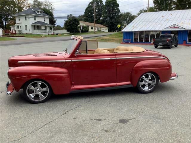 1941 Ford Super Deluxe convertible