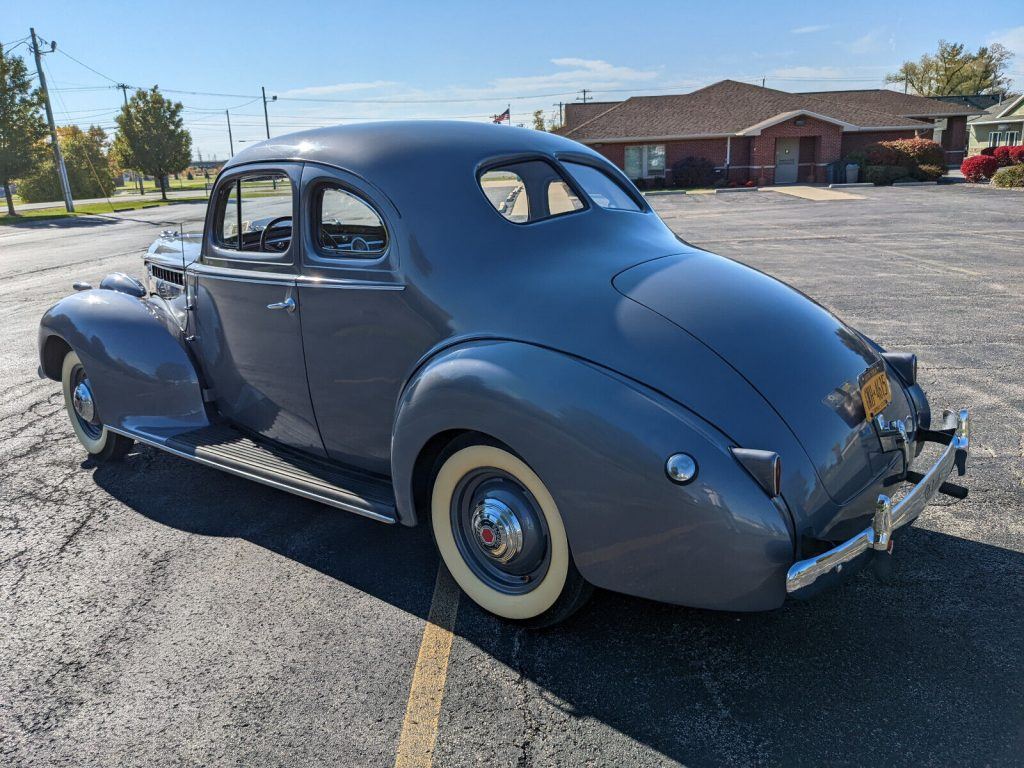 1940 Packard 110 Business Coupe