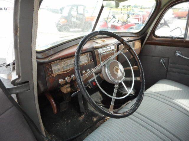 1941 Packard Series 1900 (4dr Sedan)
