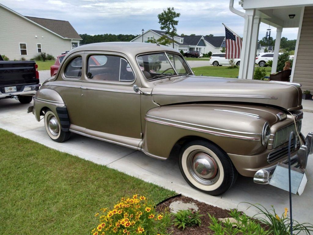 1946 Mercury Deluxe Coupe, this car is a rare !!