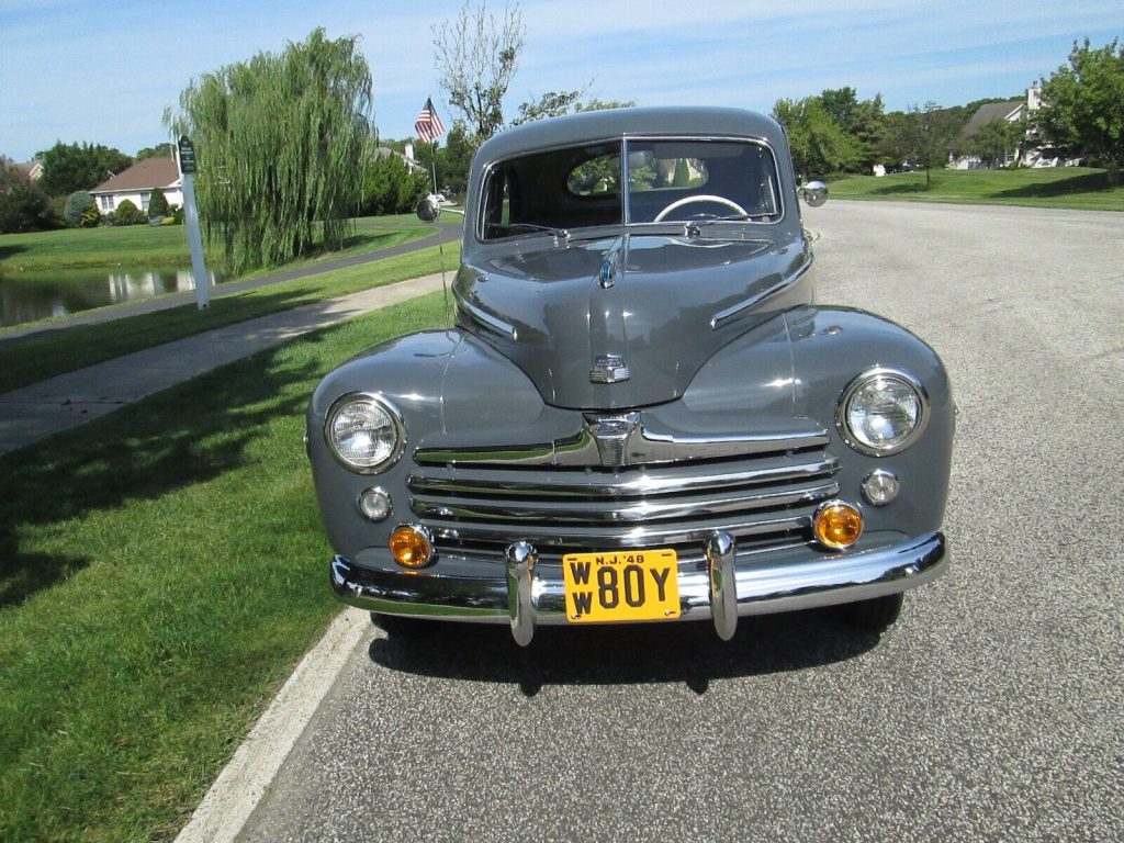 1948 Ford Deluxe 5 Passenger 2 Door Sedan