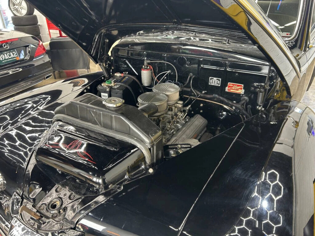 1946 Ford Super Deluxe Custom Black V8 3.8L Manual 3-Speed 5000 Miles