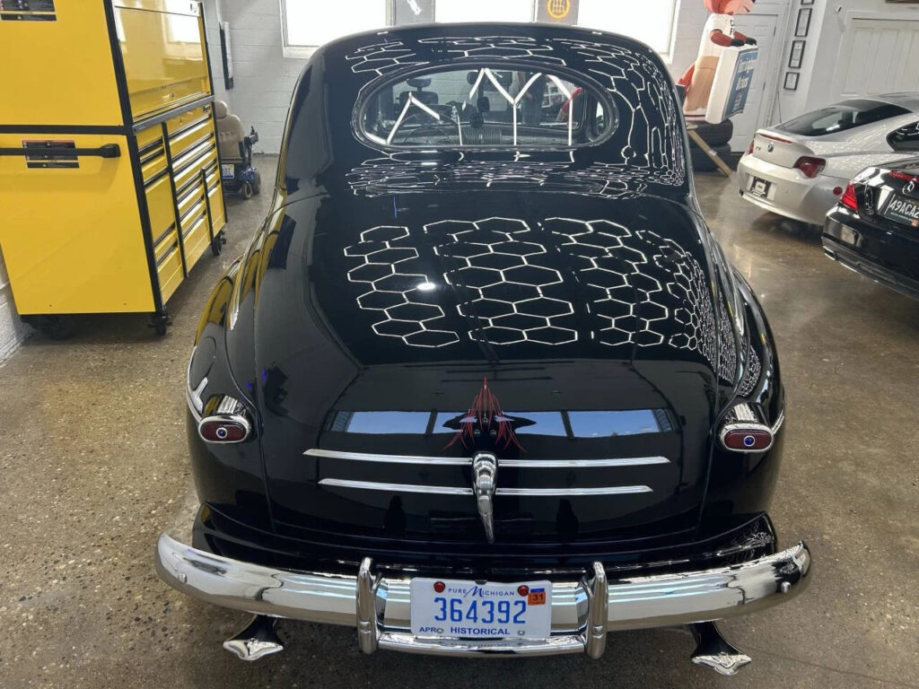 1946 Ford Super Deluxe Custom Black V8 3.8L Manual 3-Speed 5000 Miles